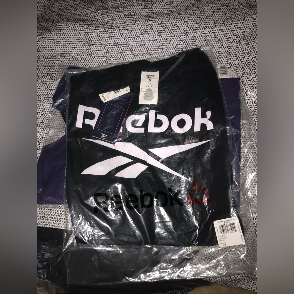 5 Reebok tee shirts - Picture 6 of 10